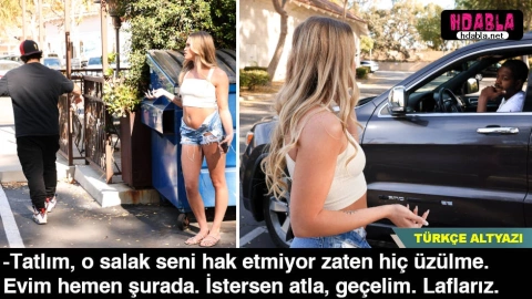 Erkek arkadaşından ayrılan kızı teselli ayağına eve attı Faydalandı